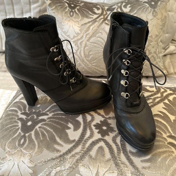 Stuart Weitzman Platform Booties - Picture 2 of 7
